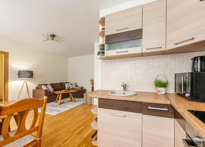 Tallinna Mnt 2, 3 Apartment