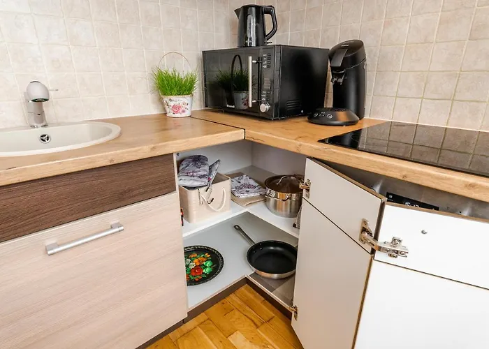 Tallinna Mnt 2, 3 Apartment *