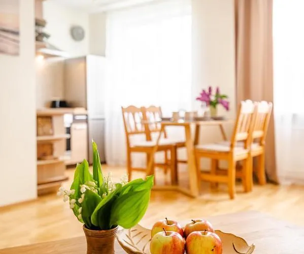 Tallinna Mnt 2, 3 Haapsalu